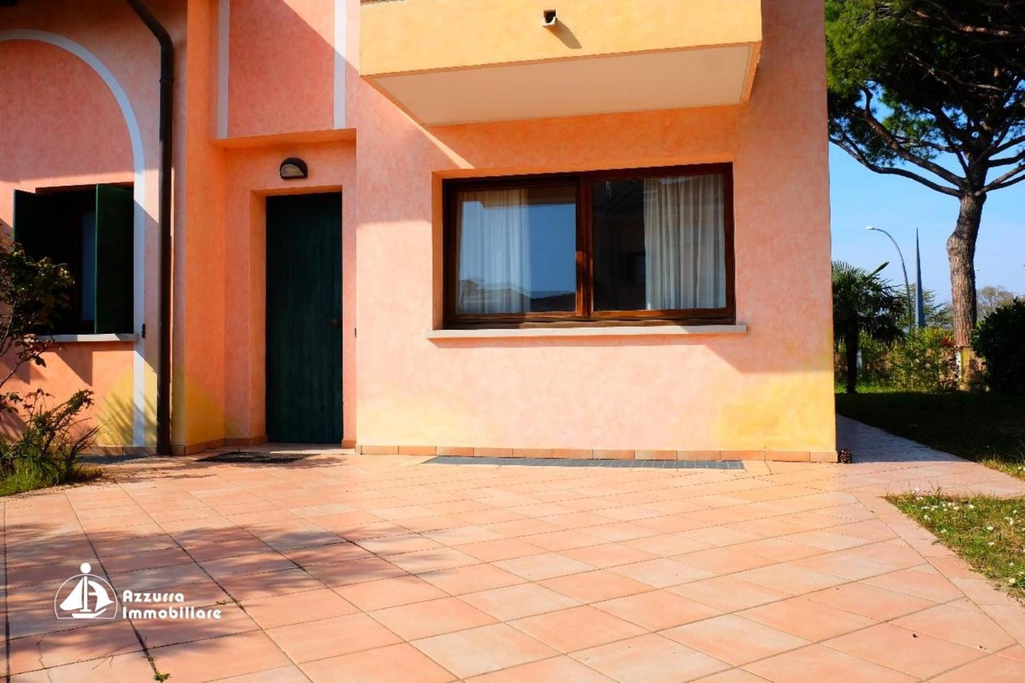 Villa Le Cascine 01 *